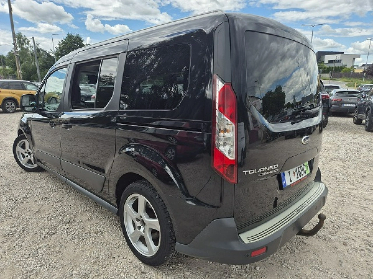 Ford Grand Tourneo Connect - Zdjęcie 3