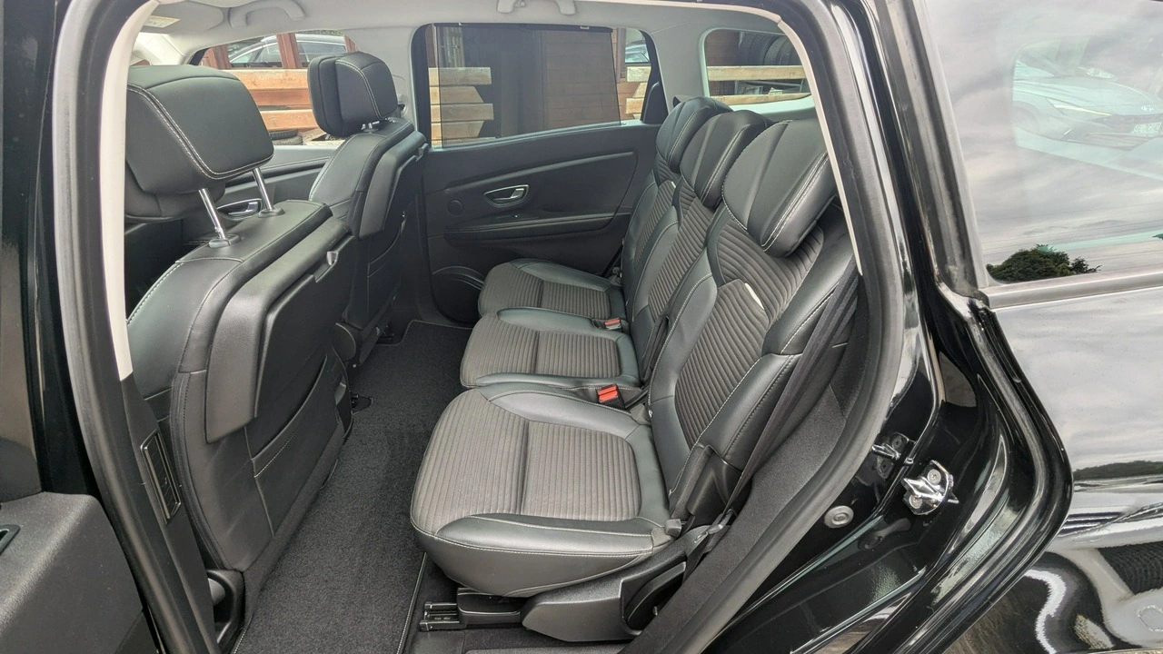 Renault Grand Scenic - Zdjęcie 15