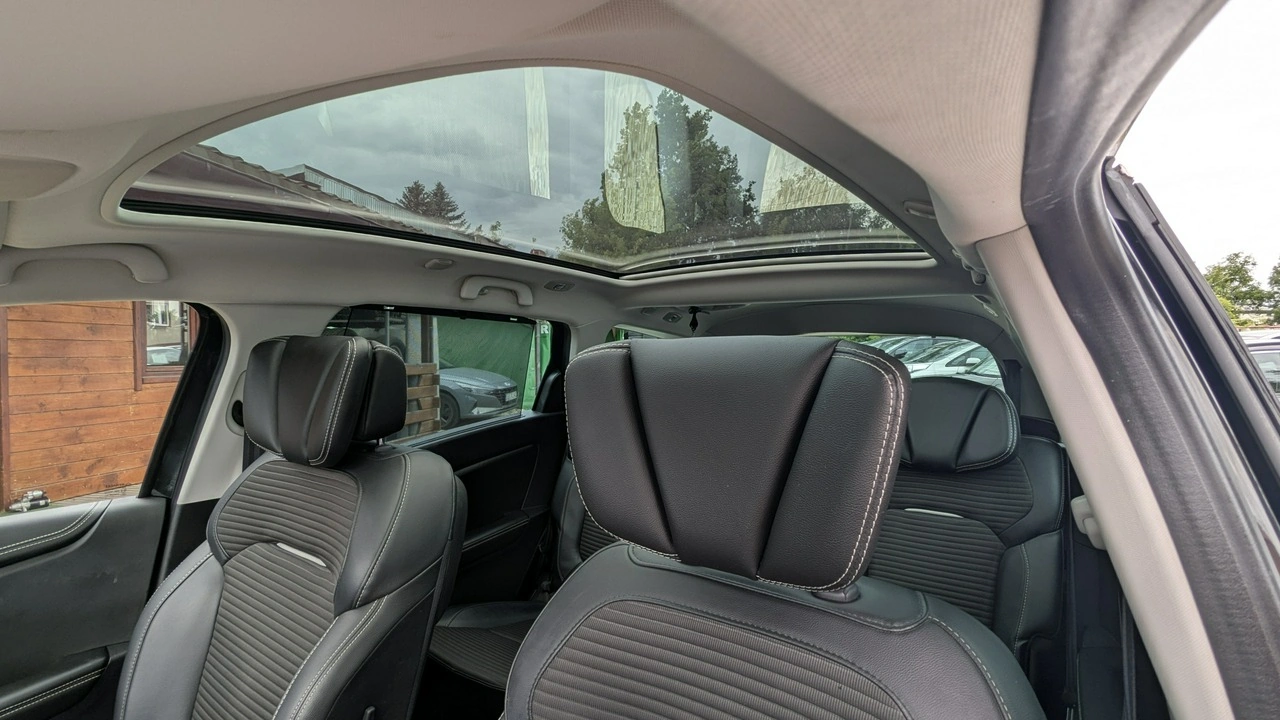 Renault Grand Scenic - Zdjęcie 22