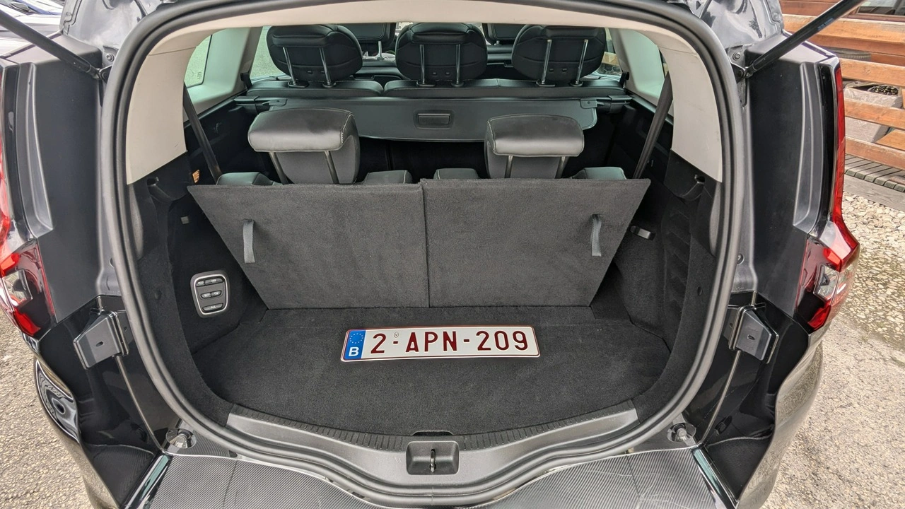 Renault Grand Scenic - Zdjęcie 34