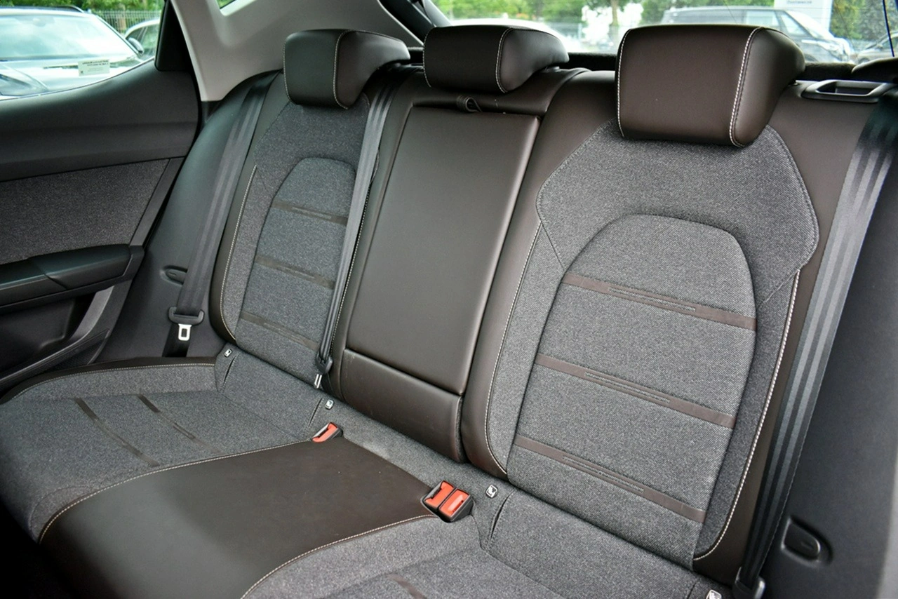 Seat Leon - Zdjęcie 11