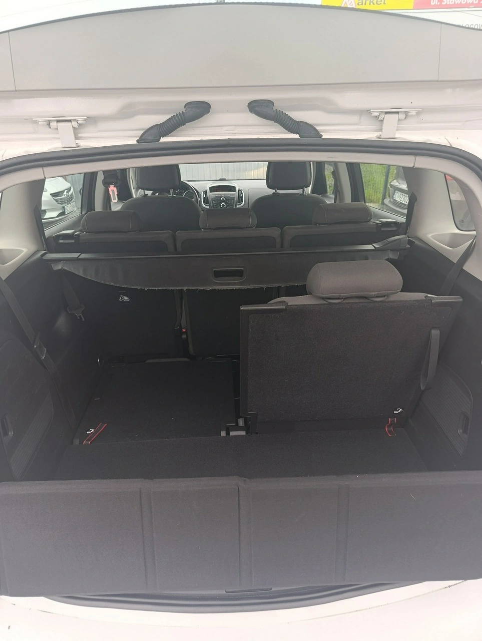 Opel Zafira - Zdjęcie 15