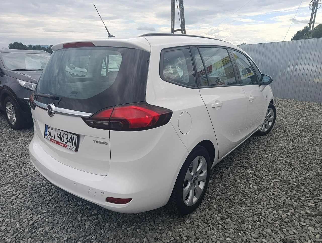 Opel Zafira - Zdjęcie 4