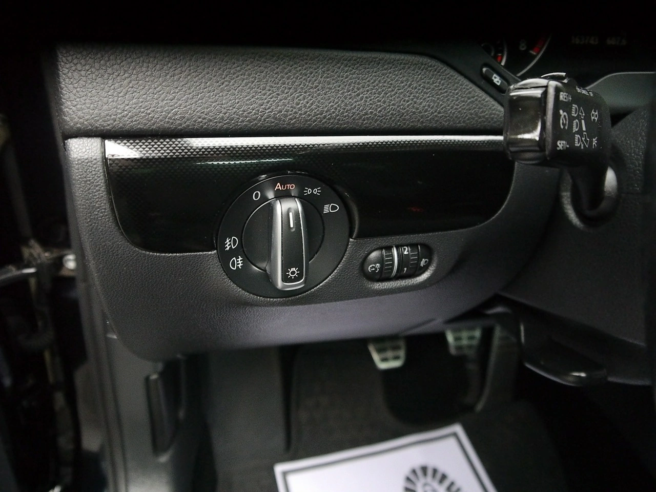 Volkswagen Jetta - Zdjęcie 24