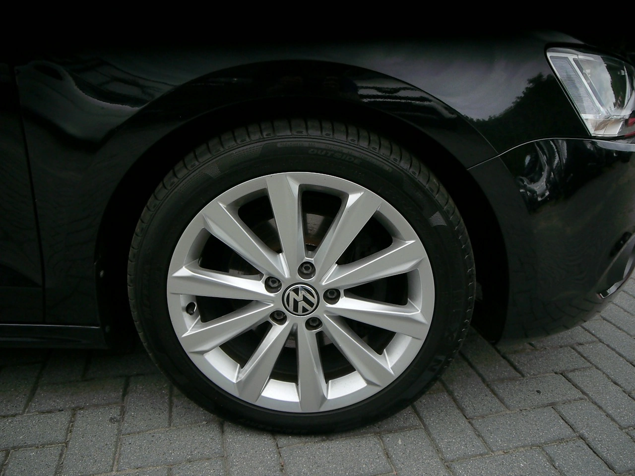 Volkswagen Jetta - Zdjęcie 32