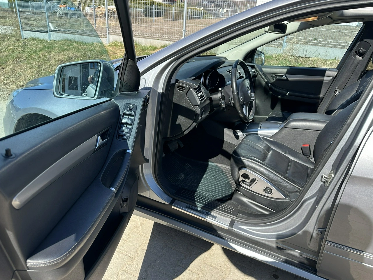 Mercedes R 350 - Zdjęcie 10