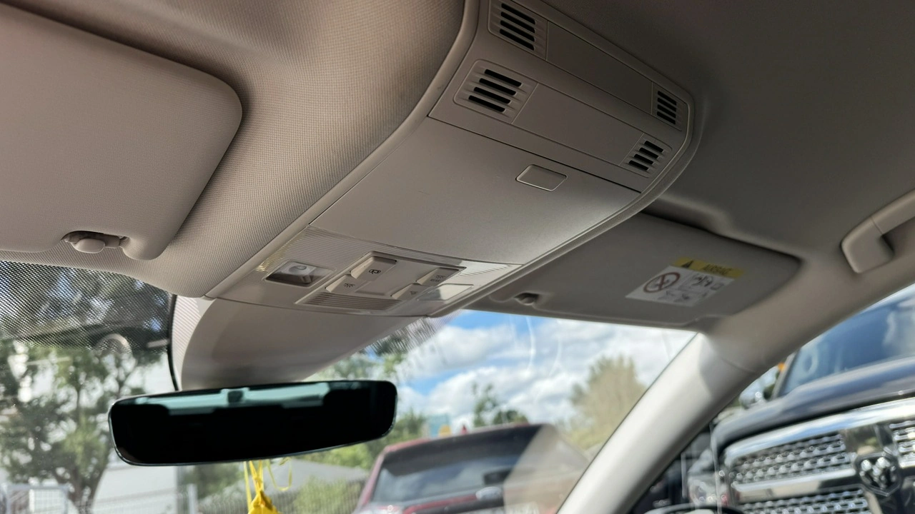 Volkswagen Passat Alltrack - Zdjęcie 13