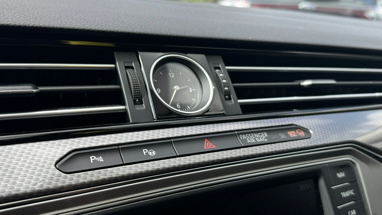 Volkswagen Passat Alltrack - Zdjęcie 21