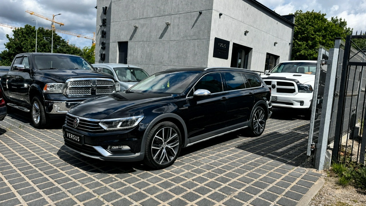 Volkswagen Passat Alltrack - Główne zdjęcie