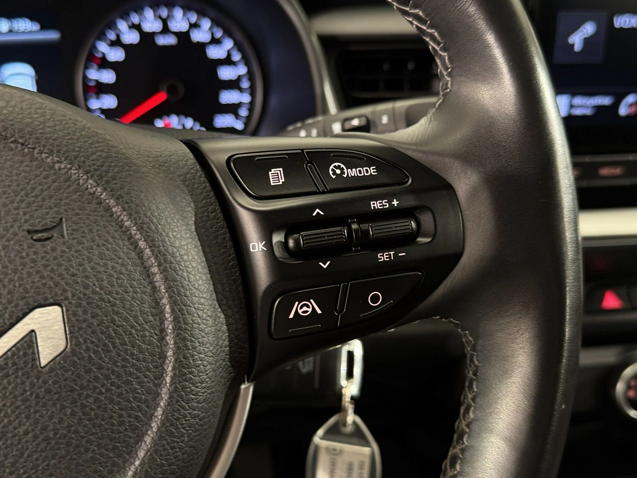 Kia Stonic - Zdjęcie 17
