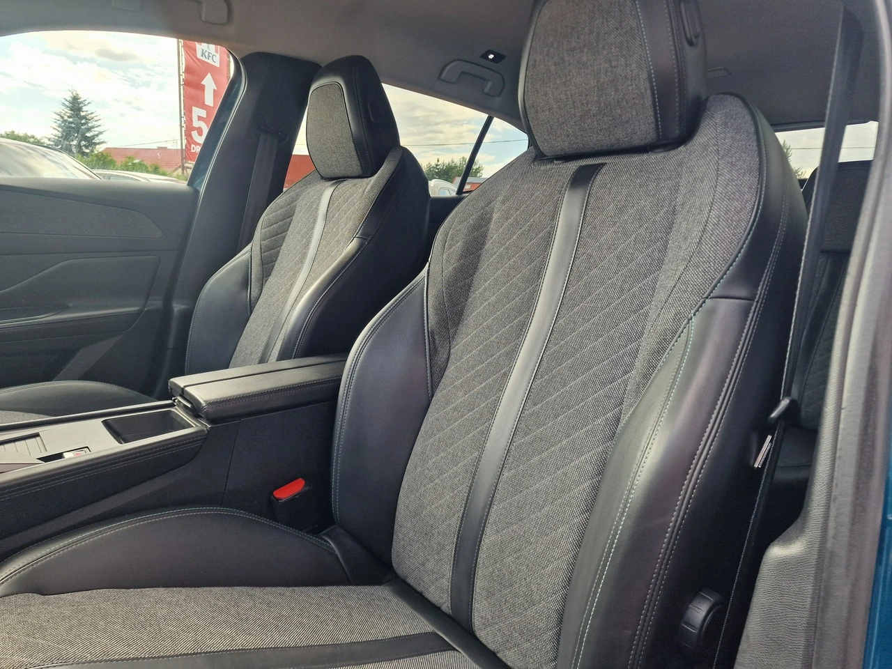 Peugeot 408 - Zdjęcie 18