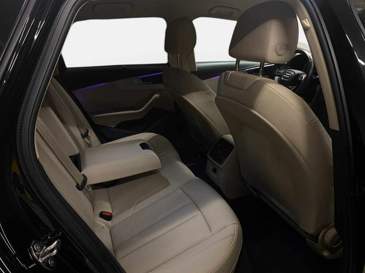 Audi A4 - Zdjęcie 13
