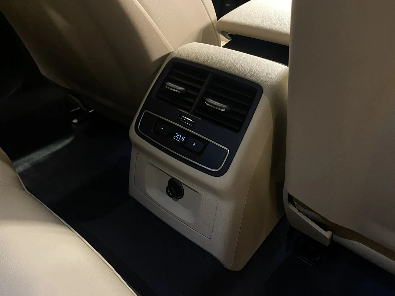 Audi A4 - Zdjęcie 15
