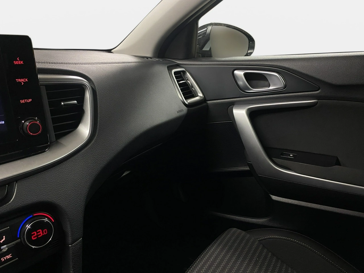 Kia XCeed - Zdjęcie 35