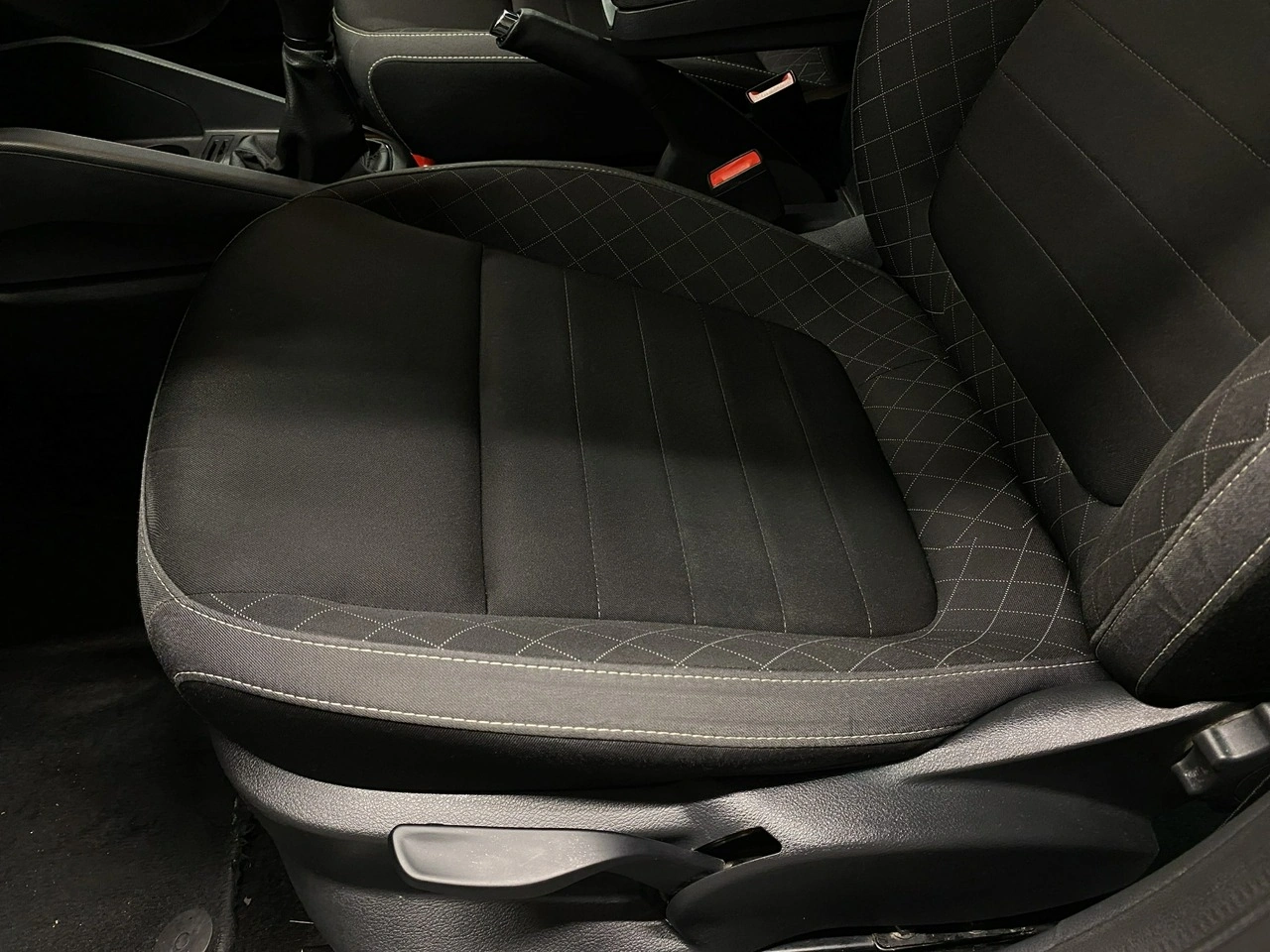 Skoda Fabia - Zdjęcie 13