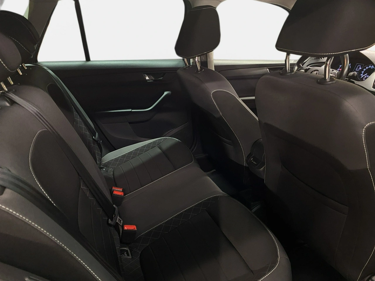 Skoda Fabia - Zdjęcie 15