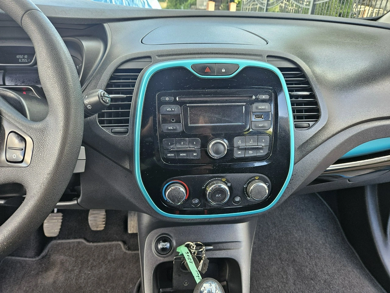 Renault Captur - Zdjęcie 15