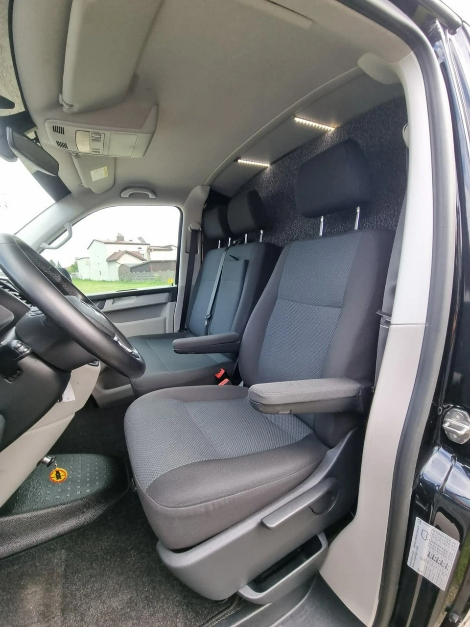 Volkswagen Transporter - Zdjęcie 10