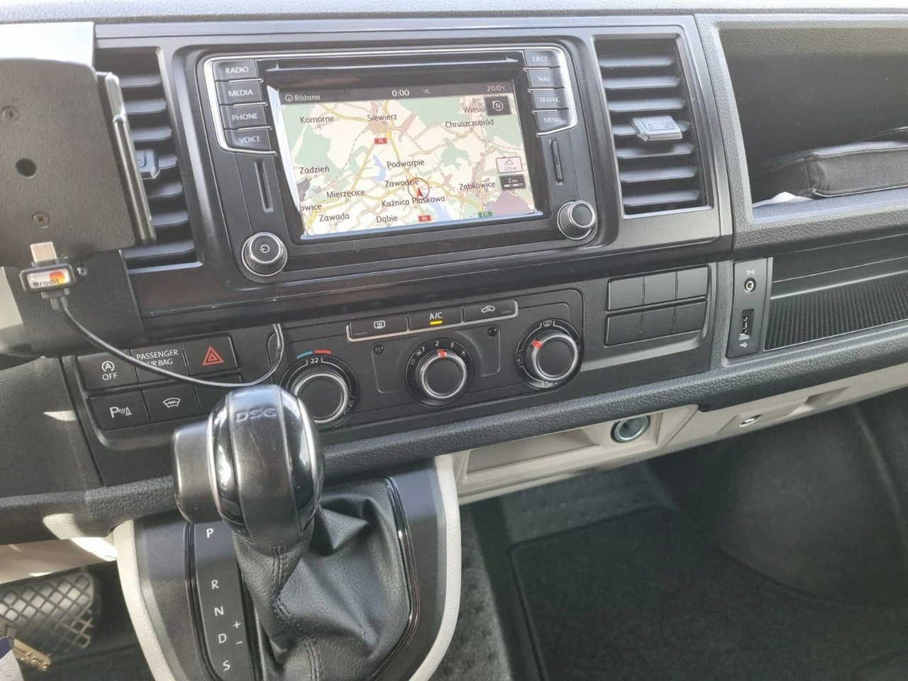 Volkswagen Transporter - Zdjęcie 15