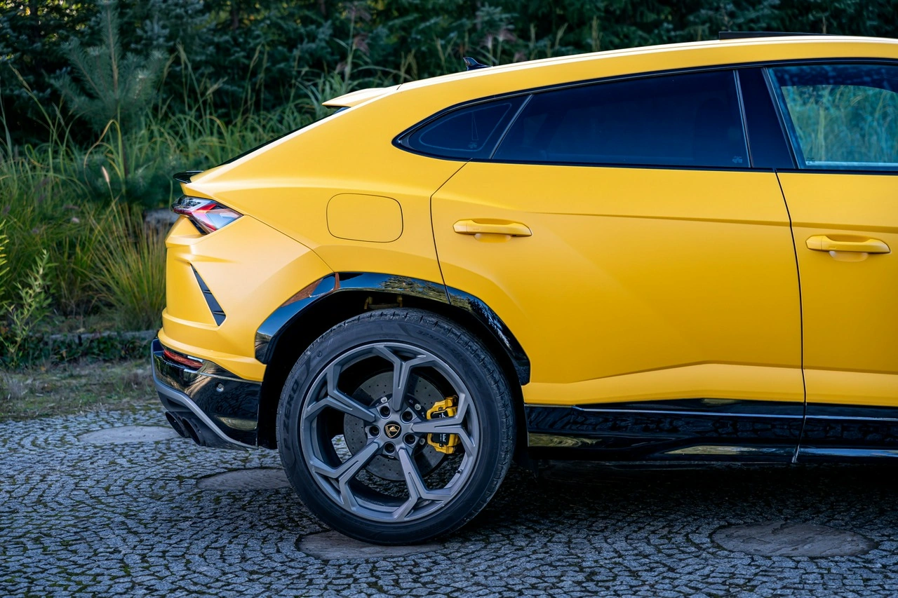 Lamborghini Urus - Zdjęcie 15