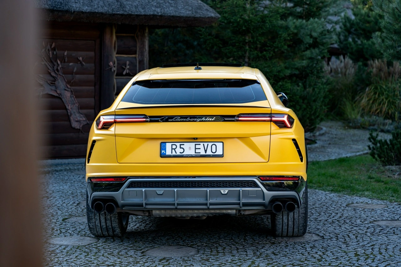 Lamborghini Urus - Zdjęcie 3