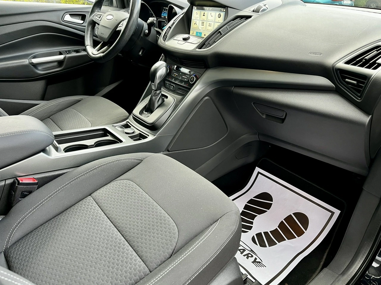 Ford Kuga - Zdjęcie 16