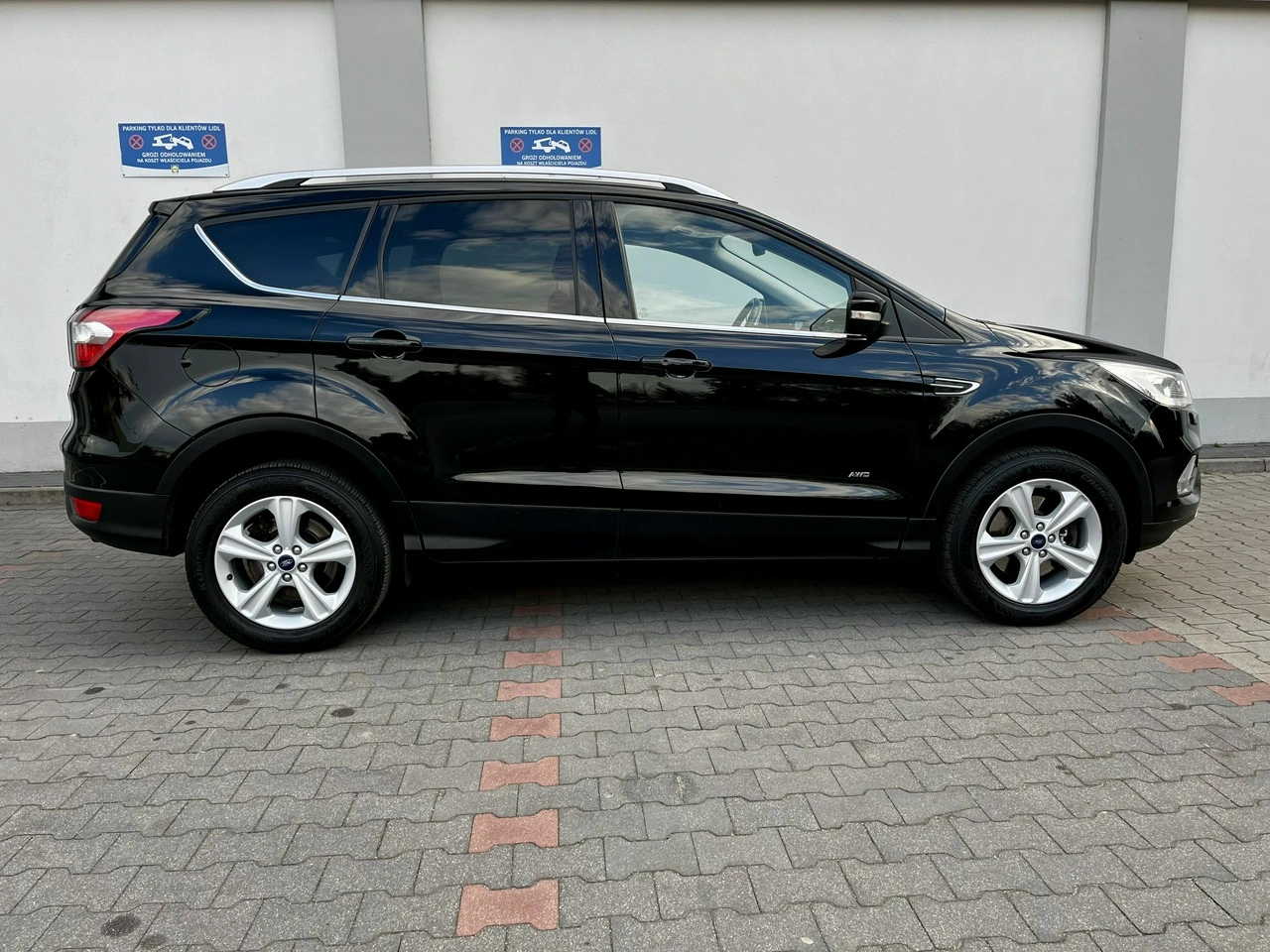 Ford Kuga - Zdjęcie 4
