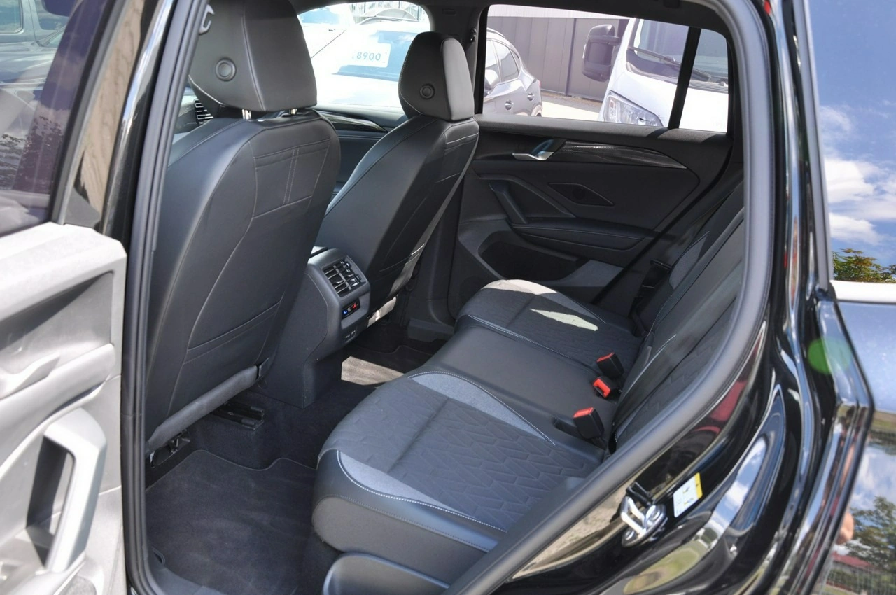 Volkswagen Tiguan - Zdjęcie 32