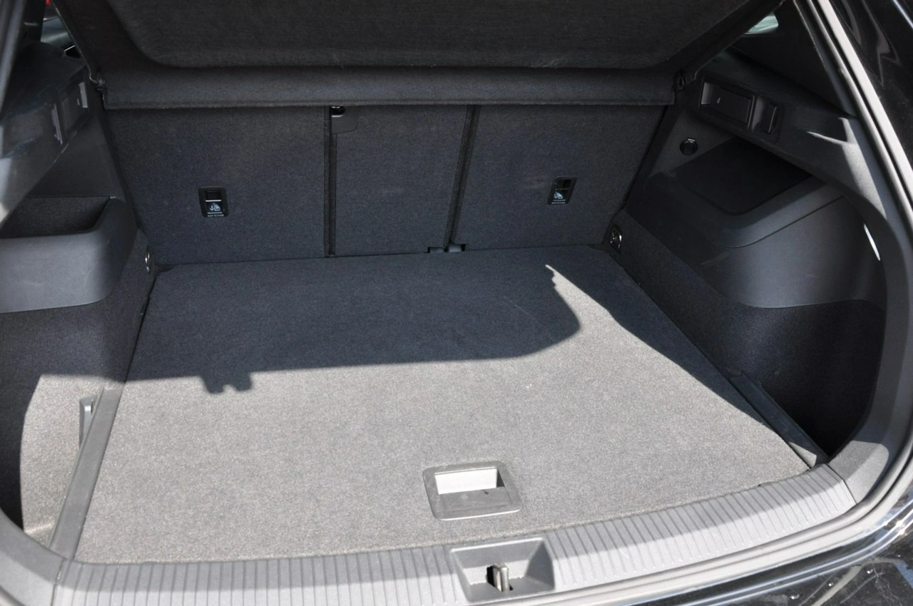 Volkswagen Tiguan - Zdjęcie 36