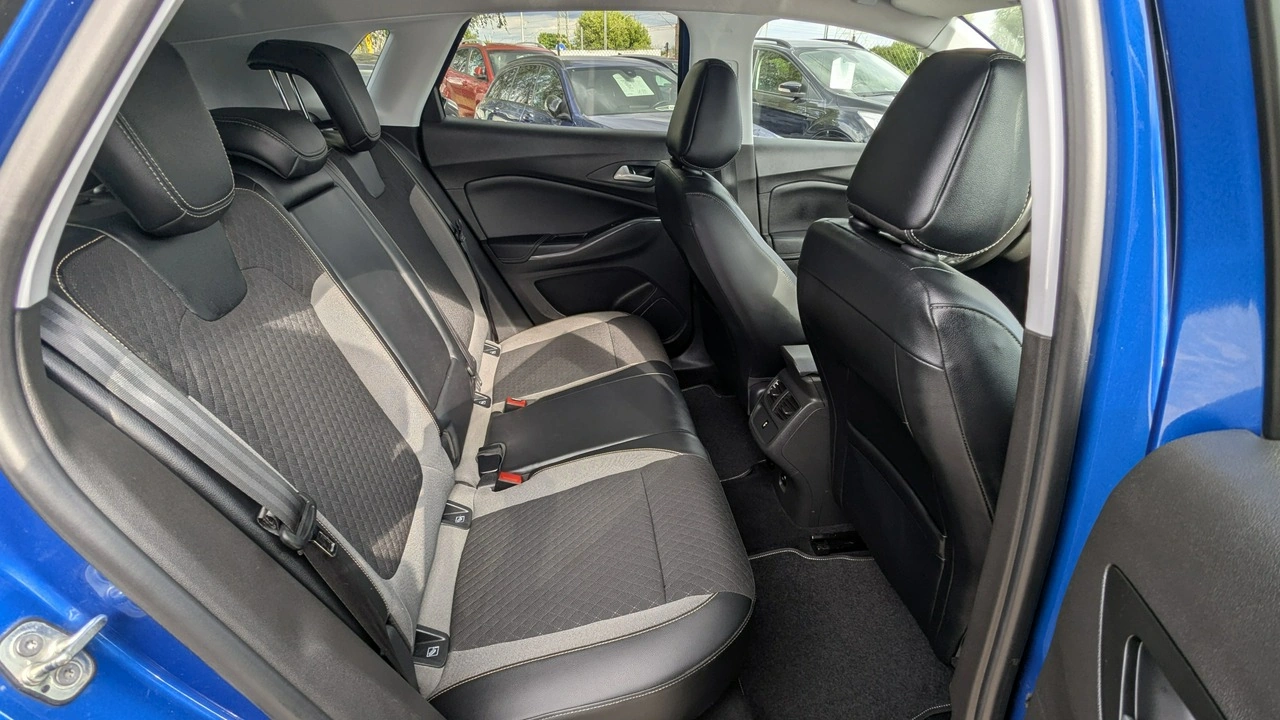 Opel Grandland X - Zdjęcie 18