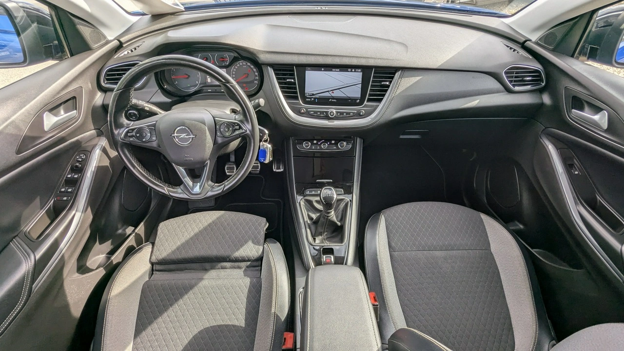 Opel Grandland X - Zdjęcie 21