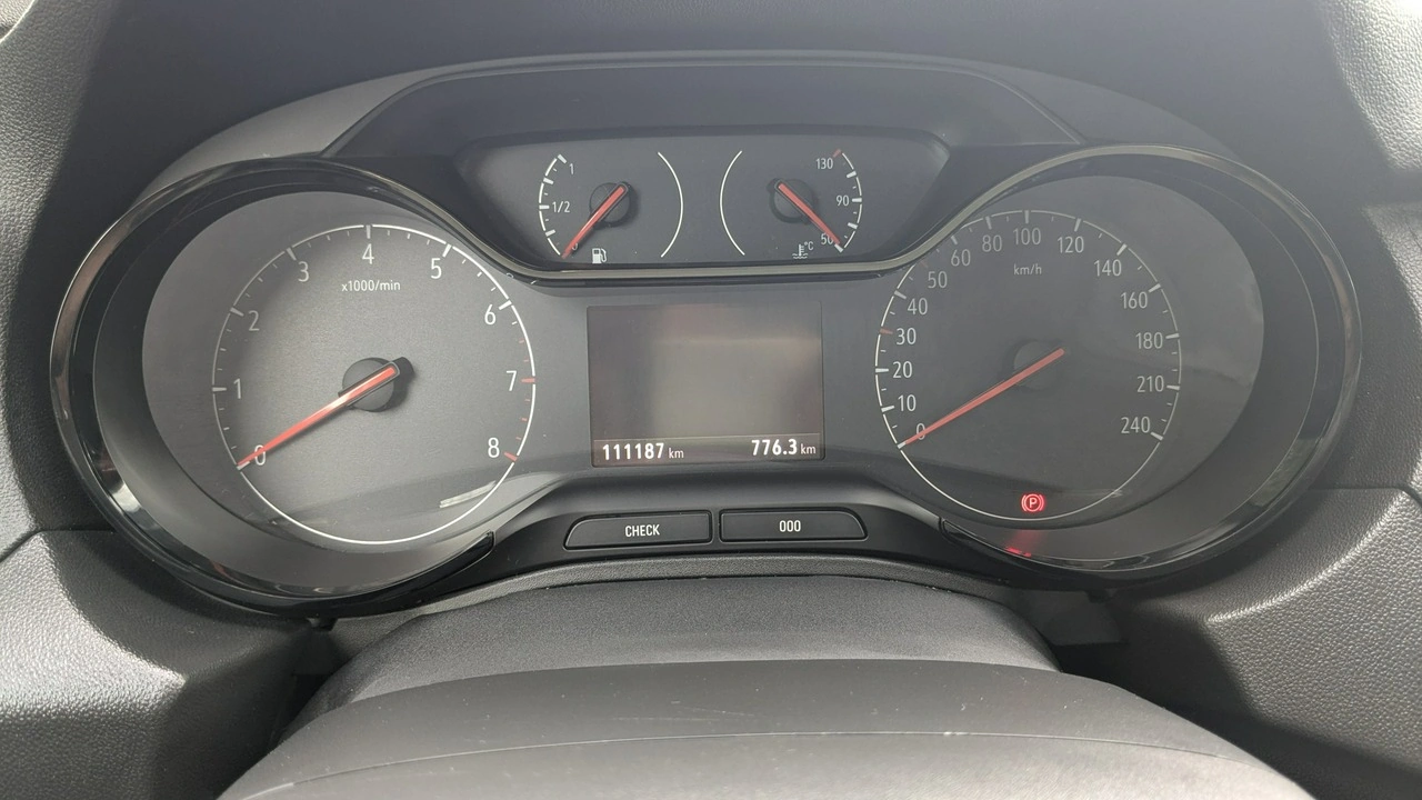 Opel Grandland X - Zdjęcie 22