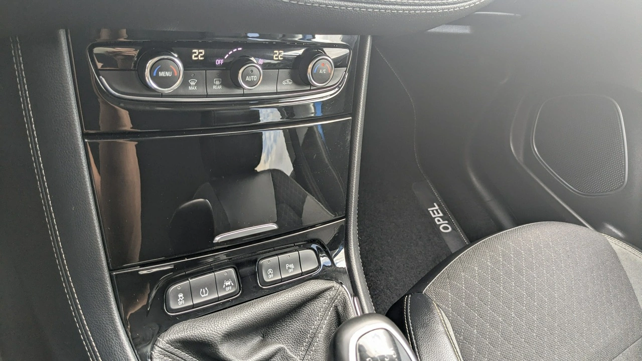 Opel Grandland X - Zdjęcie 26