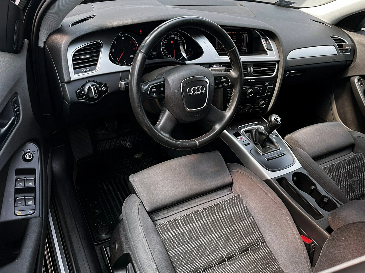Audi A4 - Zdjęcie 17