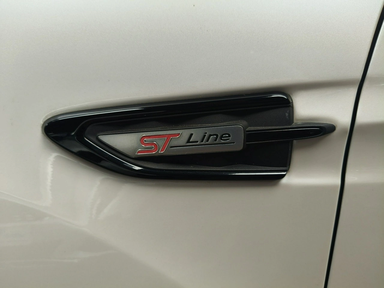 Ford Kuga - Zdjęcie 10