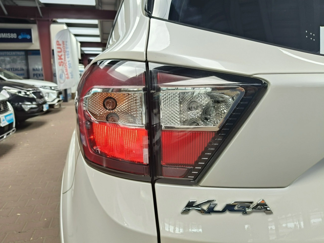 Ford Kuga - Zdjęcie 12