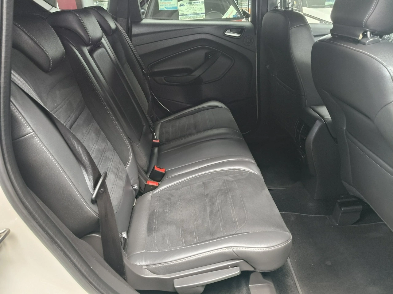 Ford Kuga - Zdjęcie 18