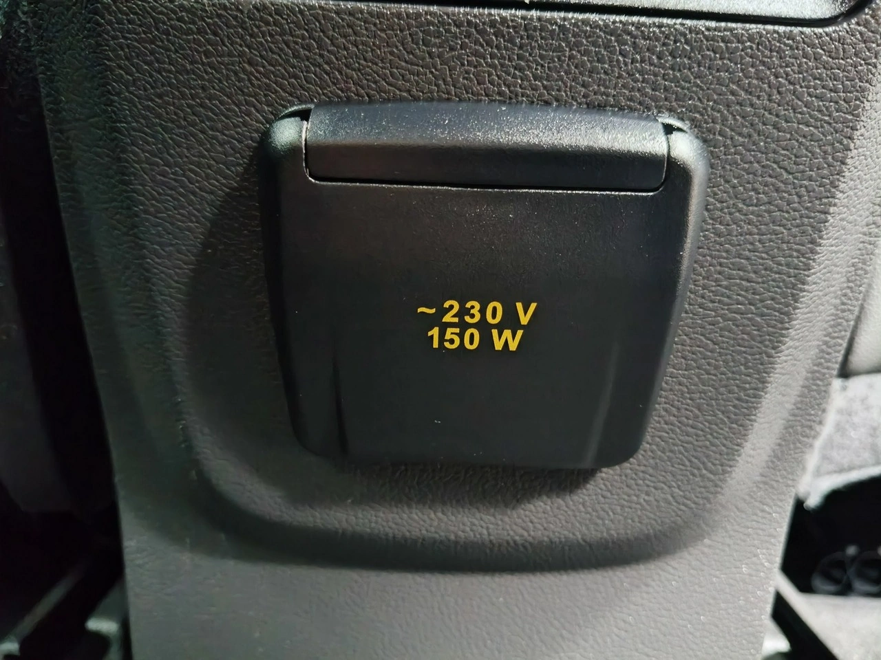 Ford Kuga - Zdjęcie 33
