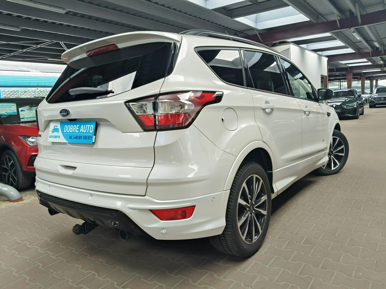 Ford Kuga - Zdjęcie 4