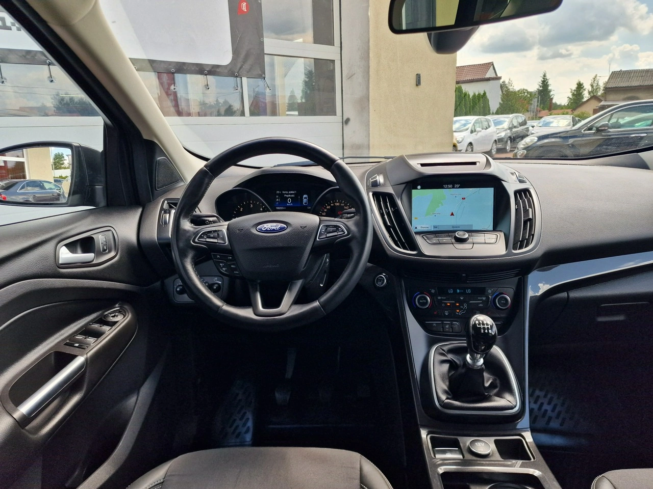 Ford Kuga - Zdjęcie 15