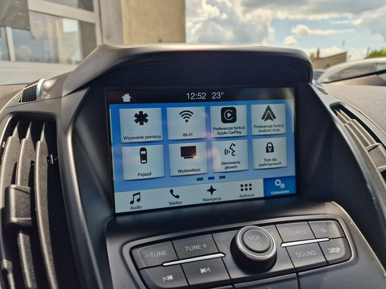Ford Kuga - Zdjęcie 28