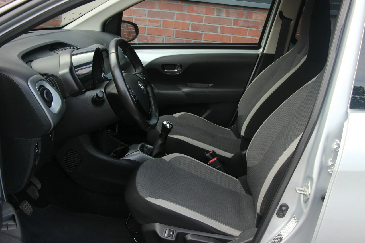 Toyota Aygo - Zdjęcie 9
