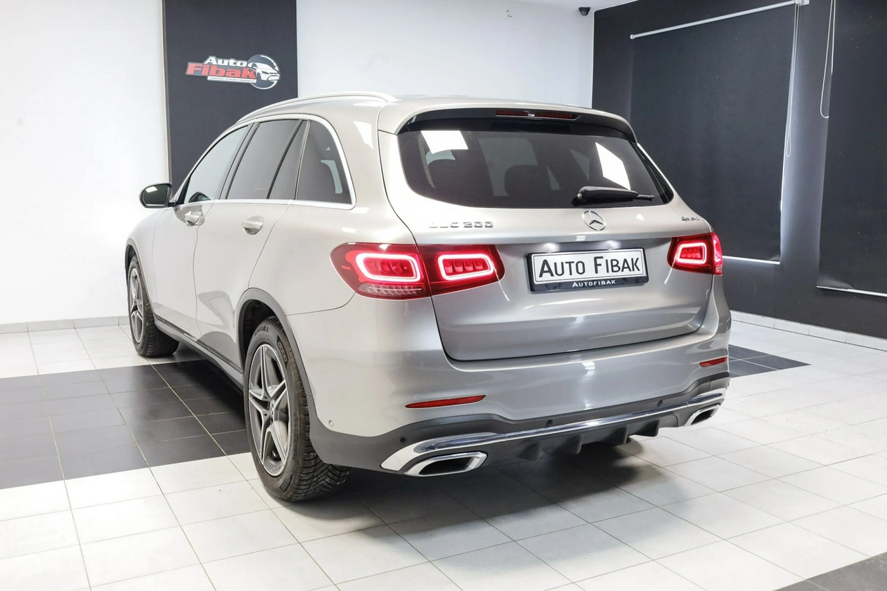 Mercedes GLC 200 - Zdjęcie 10
