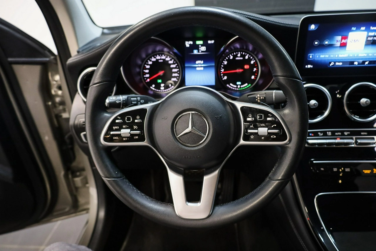 Mercedes GLC 200 - Zdjęcie 15