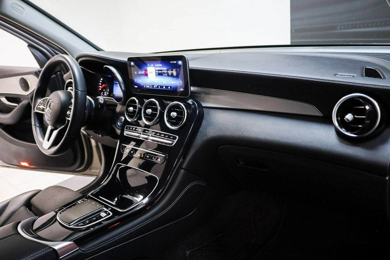 Mercedes GLC 200 - Zdjęcie 20