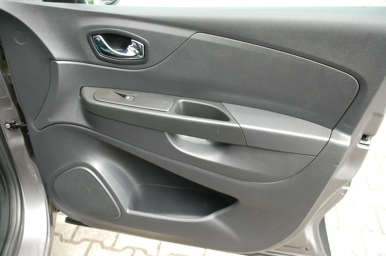 Renault Captur - Zdjęcie 28