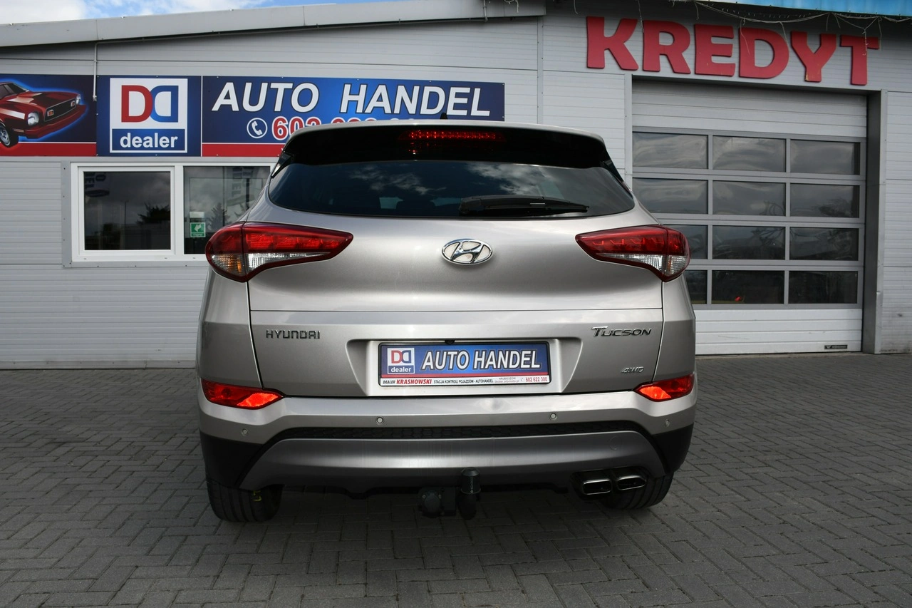 Hyundai Tucson - Zdjęcie 17