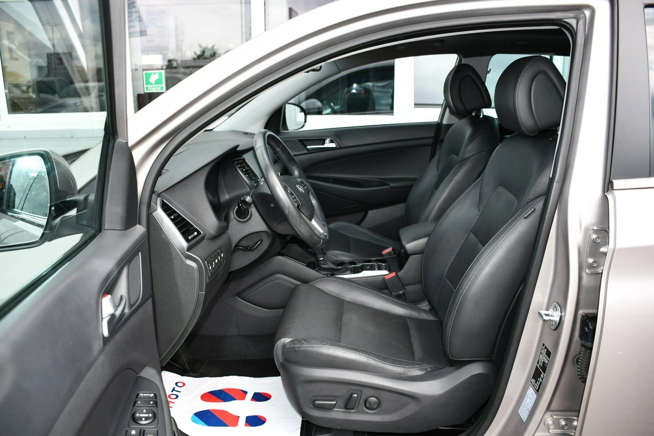 Hyundai Tucson - Zdjęcie 21