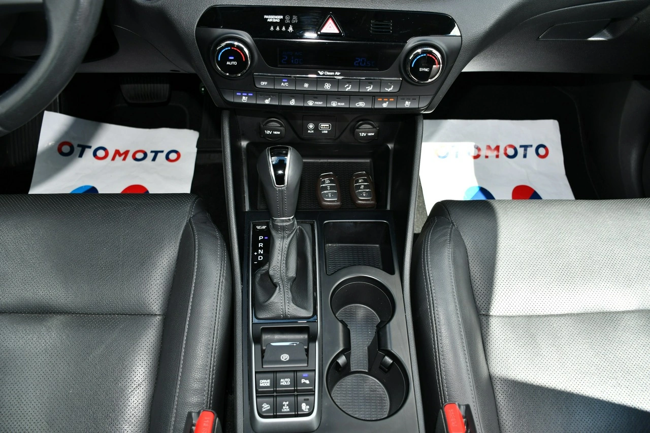 Hyundai Tucson - Zdjęcie 25