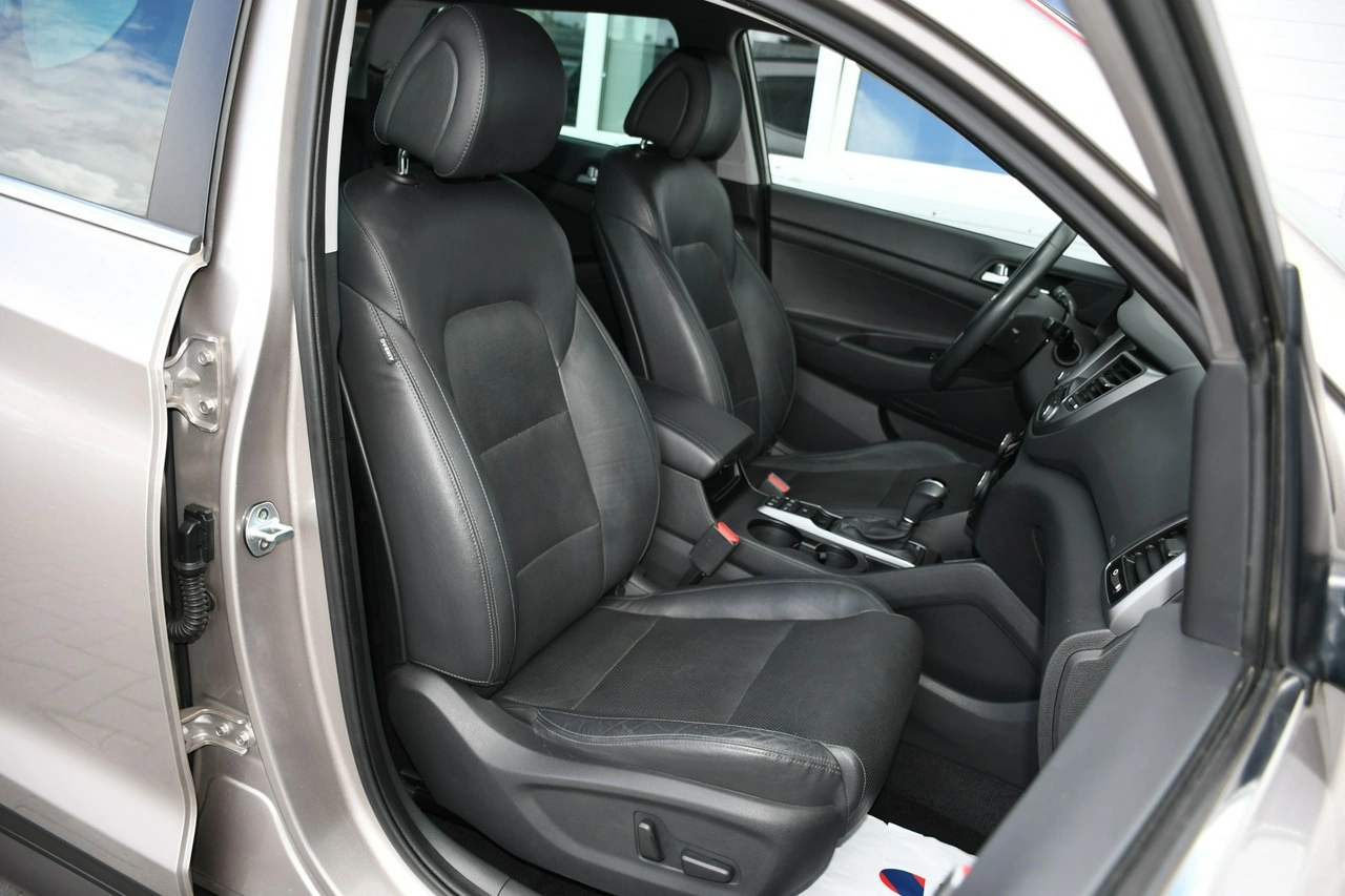Hyundai Tucson - Zdjęcie 27